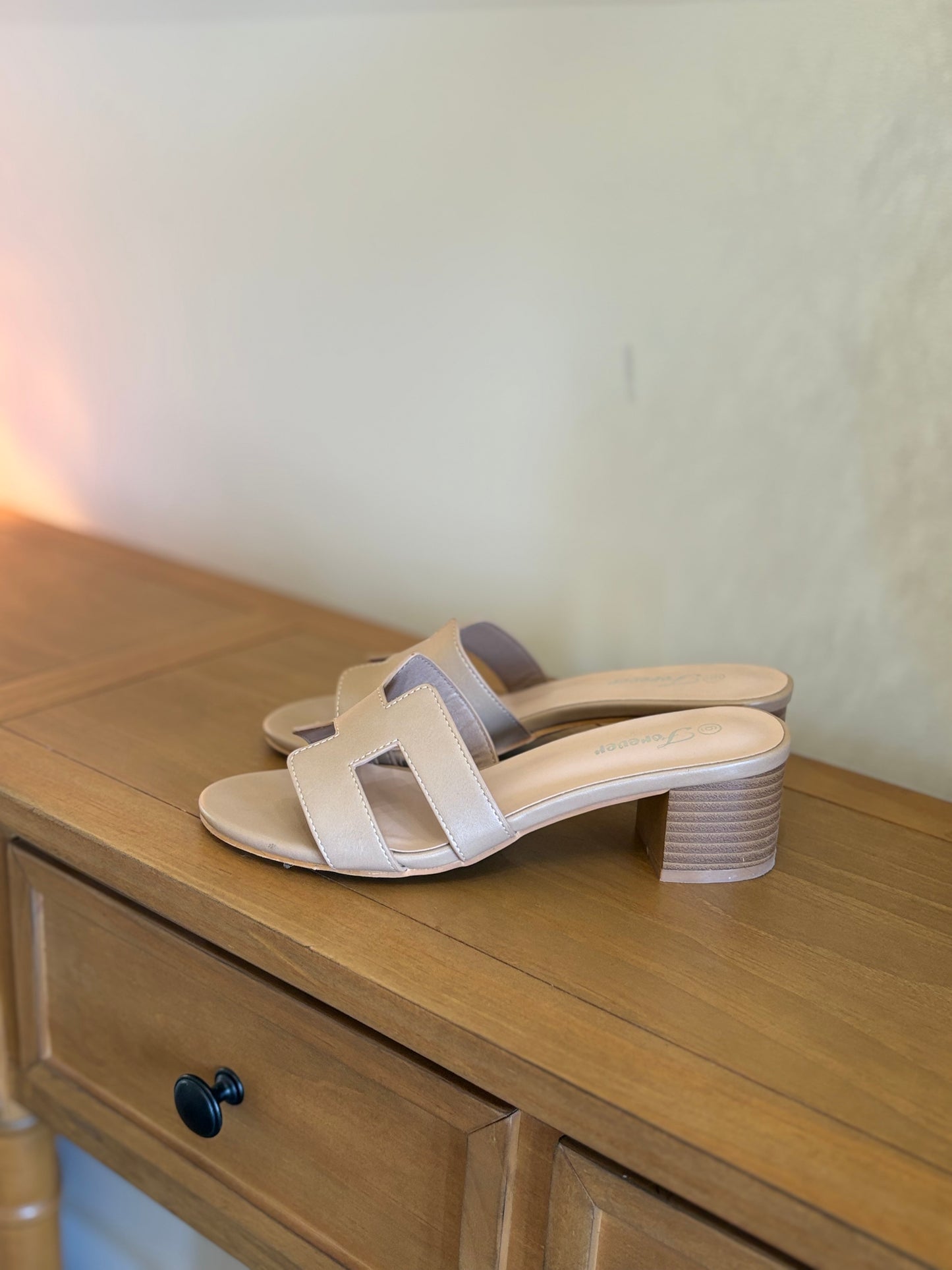 Taupe Lady Heel Sandal
