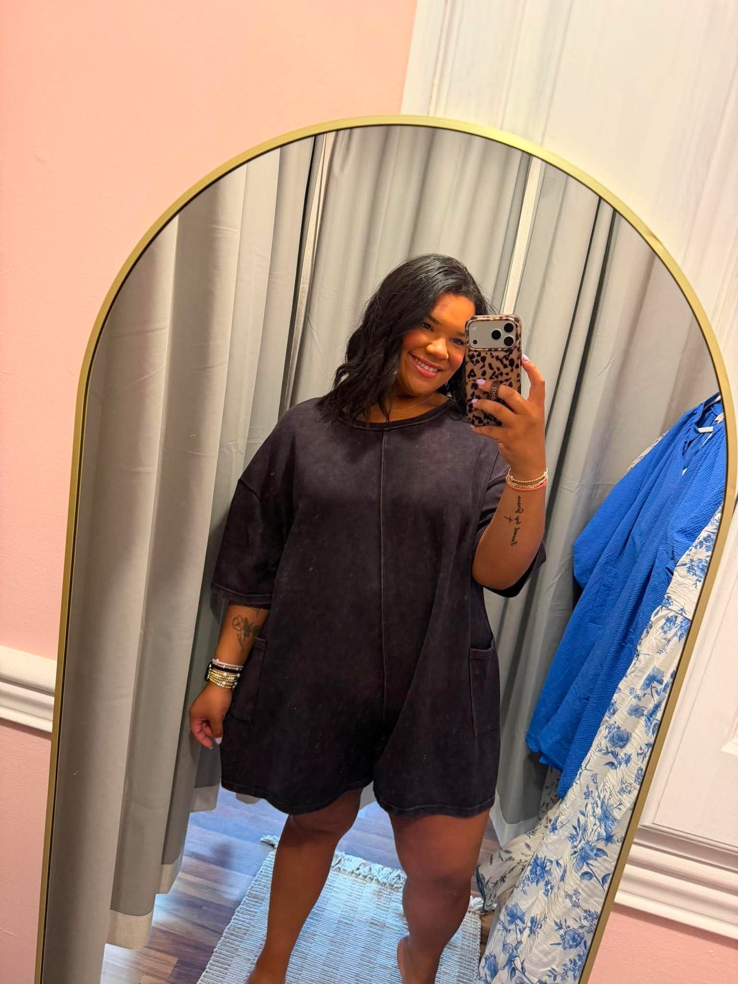 Black Shorts Jumper, CURVY