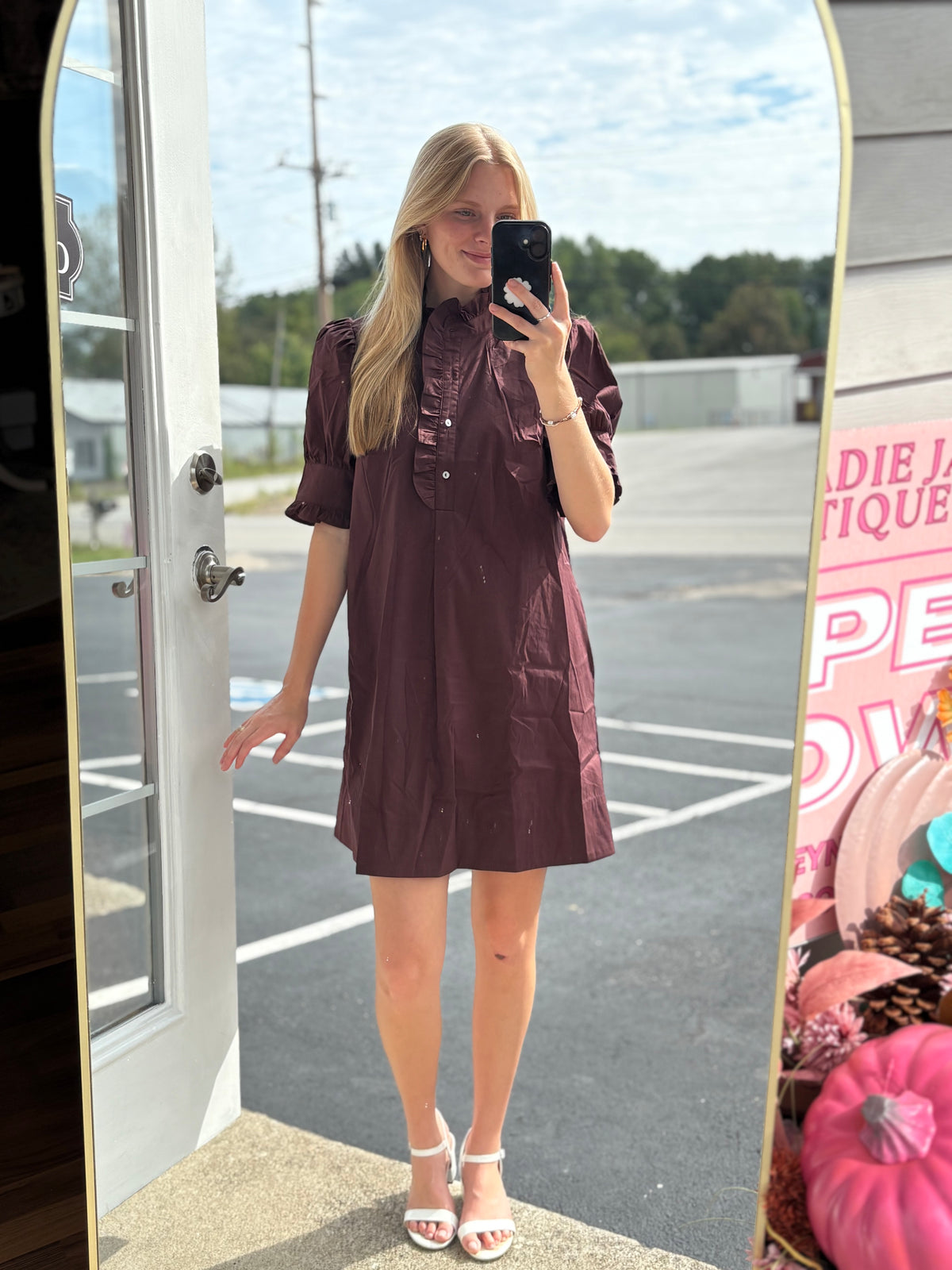 Brown Ruffle Puff Mini