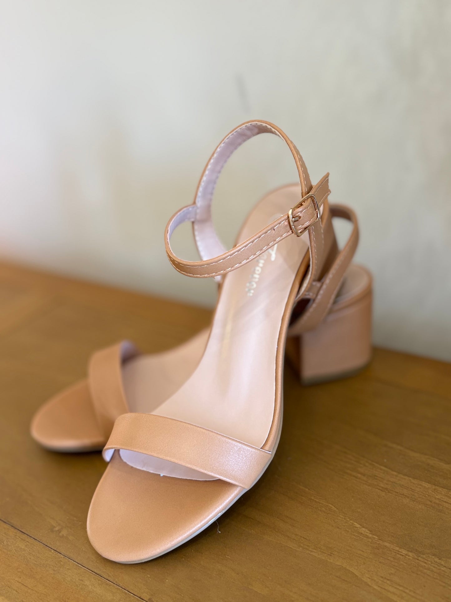 Pu Tan Lady Heal Sandal