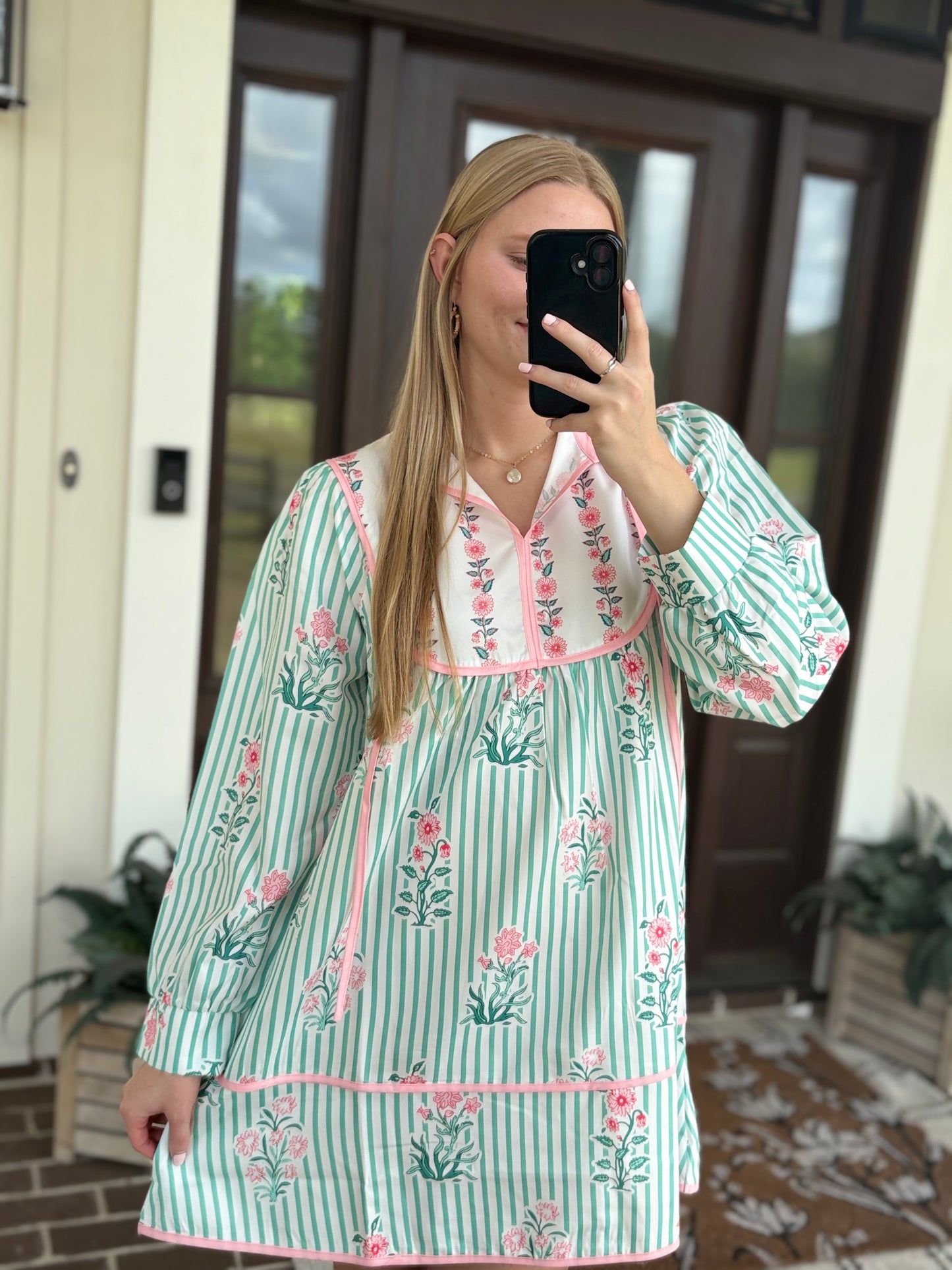 Mint Contrast Sleeve Mini