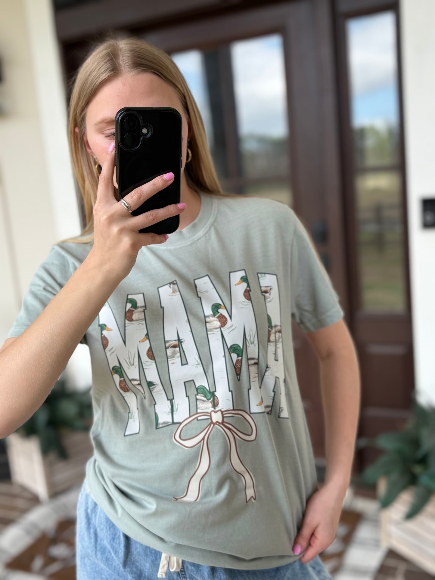 MAMA Duck Tshirt