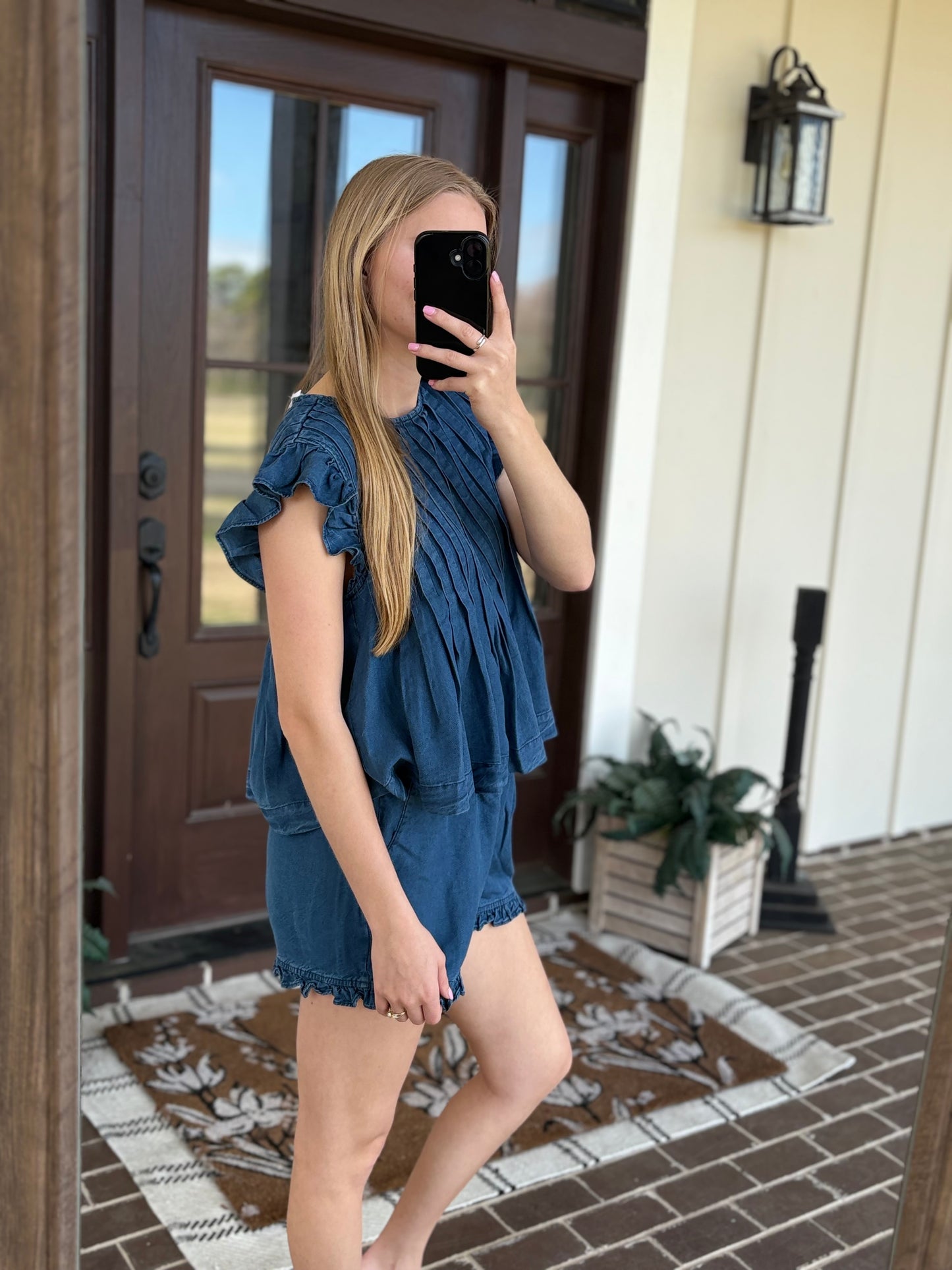 Ruffled Hem Denim Shorts