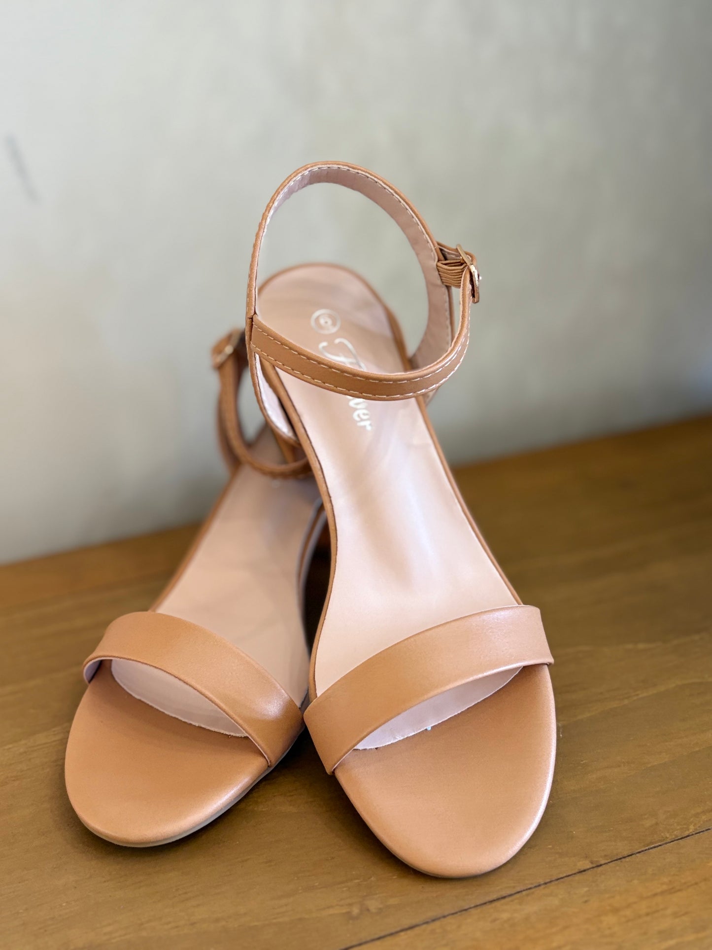 Pu Tan Lady Heal Sandal