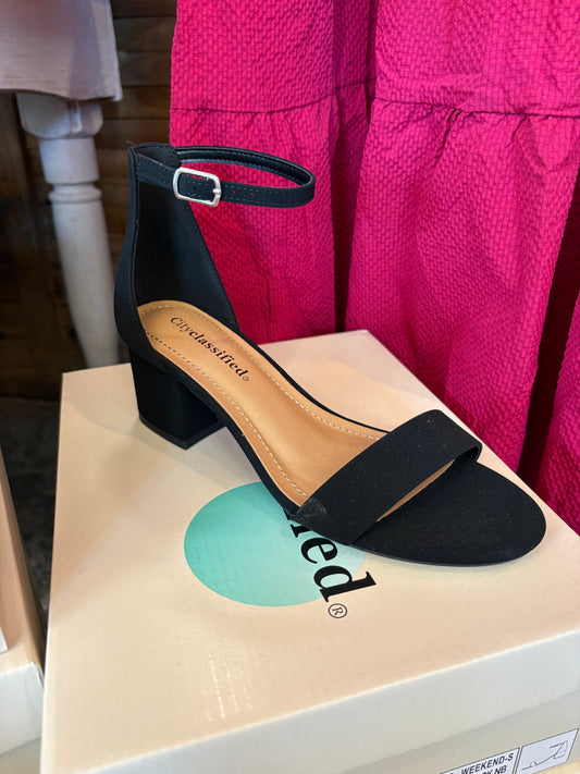 Black Velvet Lady Heel