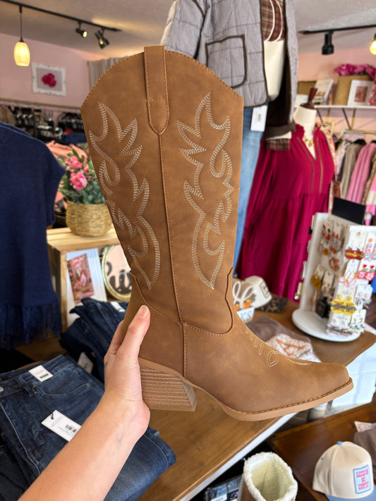 Tan Cowgirl Lady Boots